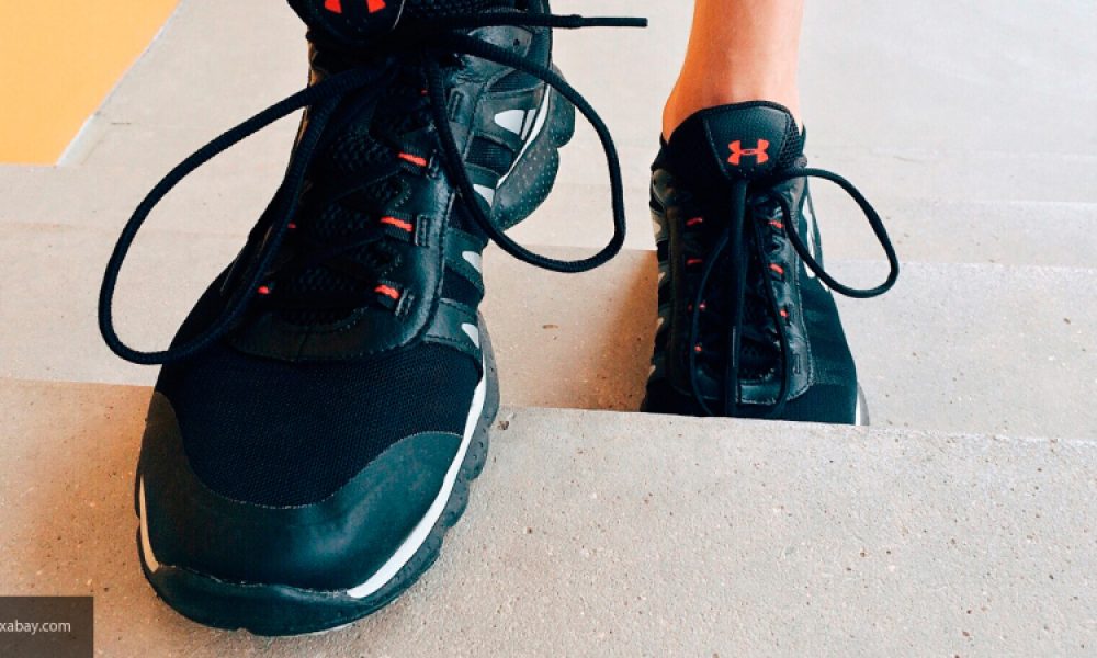 «Умные» кроссовки от Google будут измерять вес и считать падения