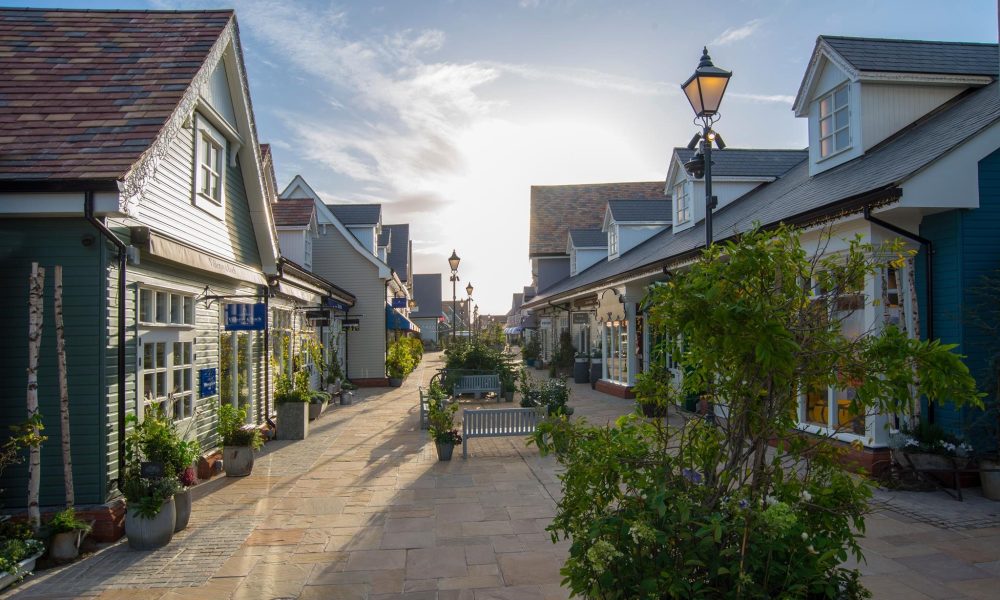 Bicester Village разрабатывает приложение для обеспечения социальной дистанции